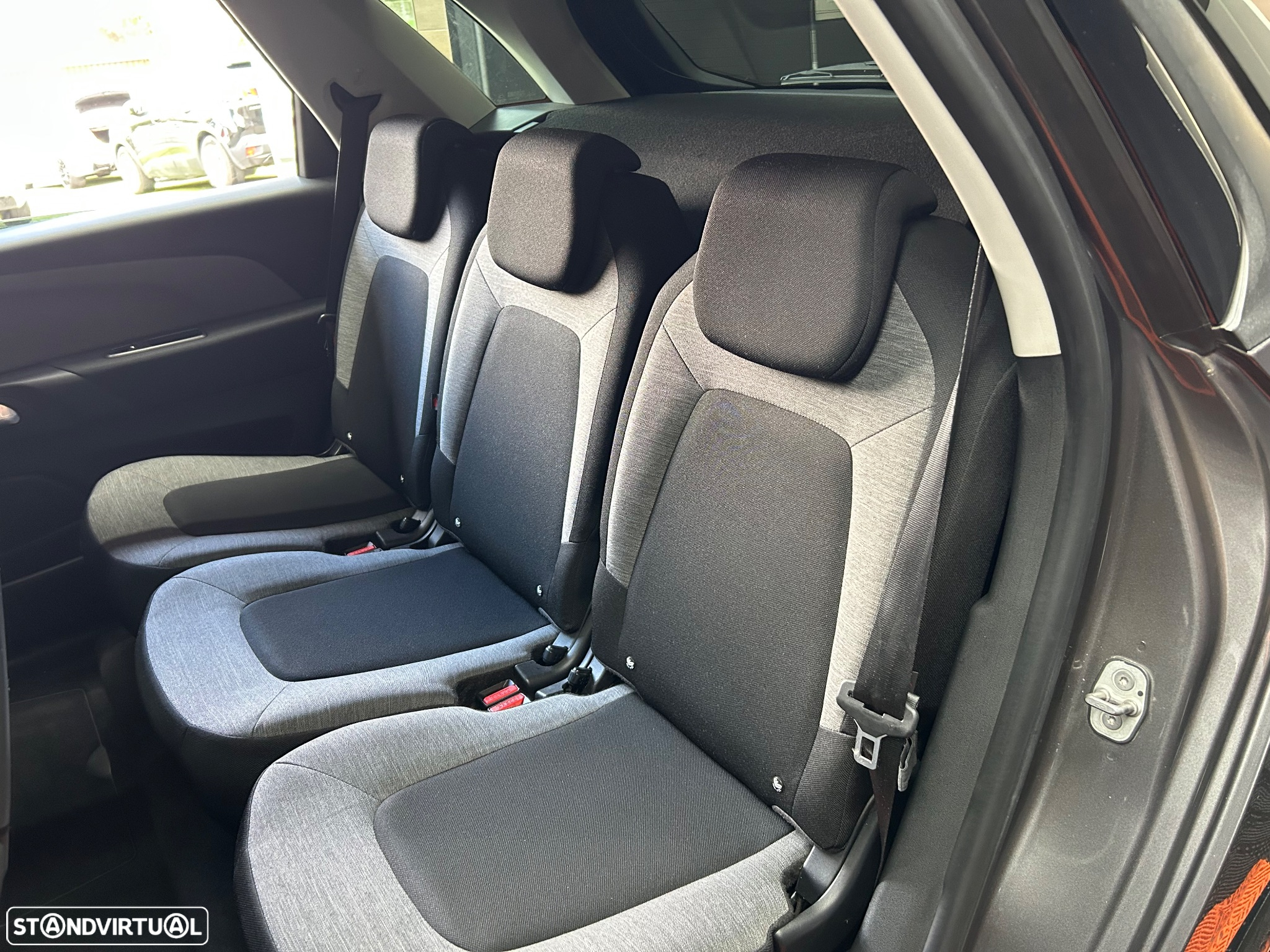 Citroën C4 Spacetourer BlueHDi 120 Stop&Start SELECTION - 35