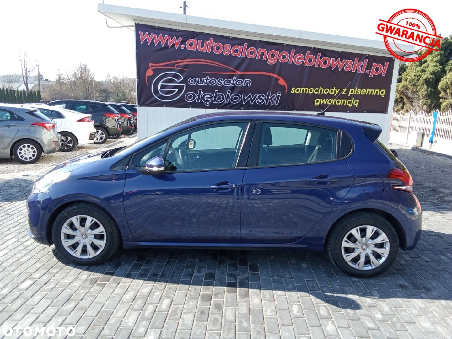 Peugeot 208 - 14