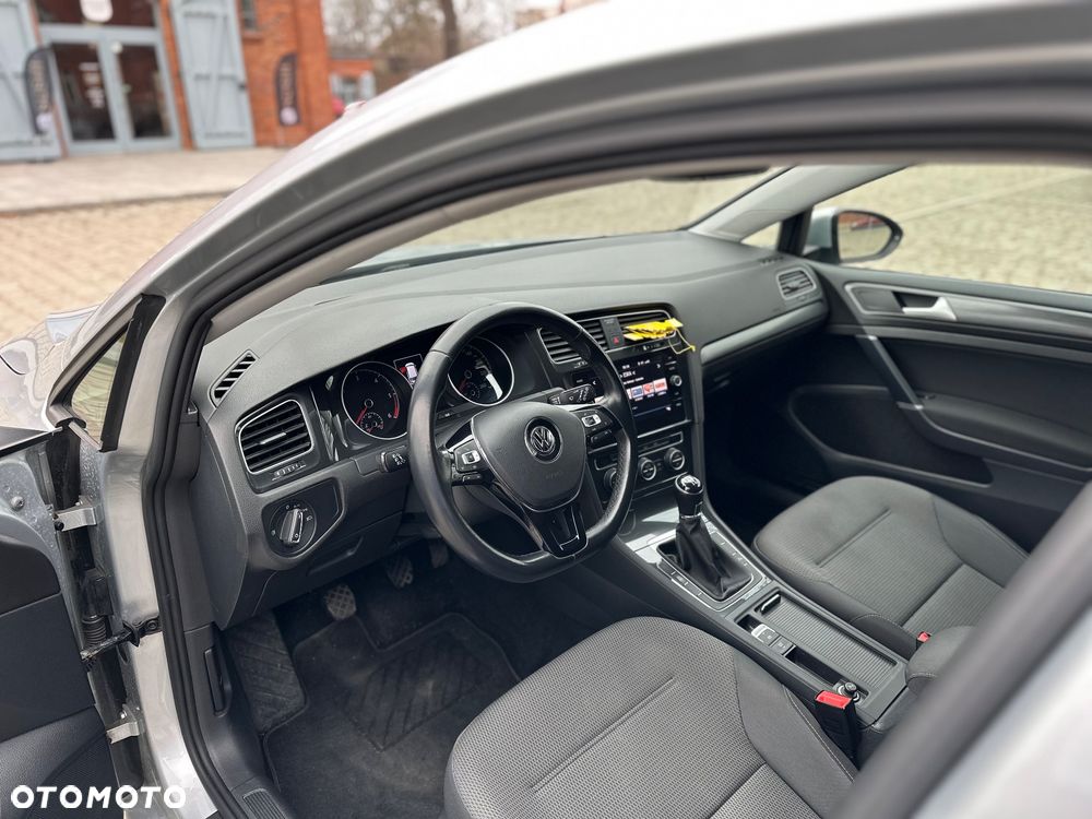 Volkswagen Golf 1.6 TDI BMT Comfortline - 15