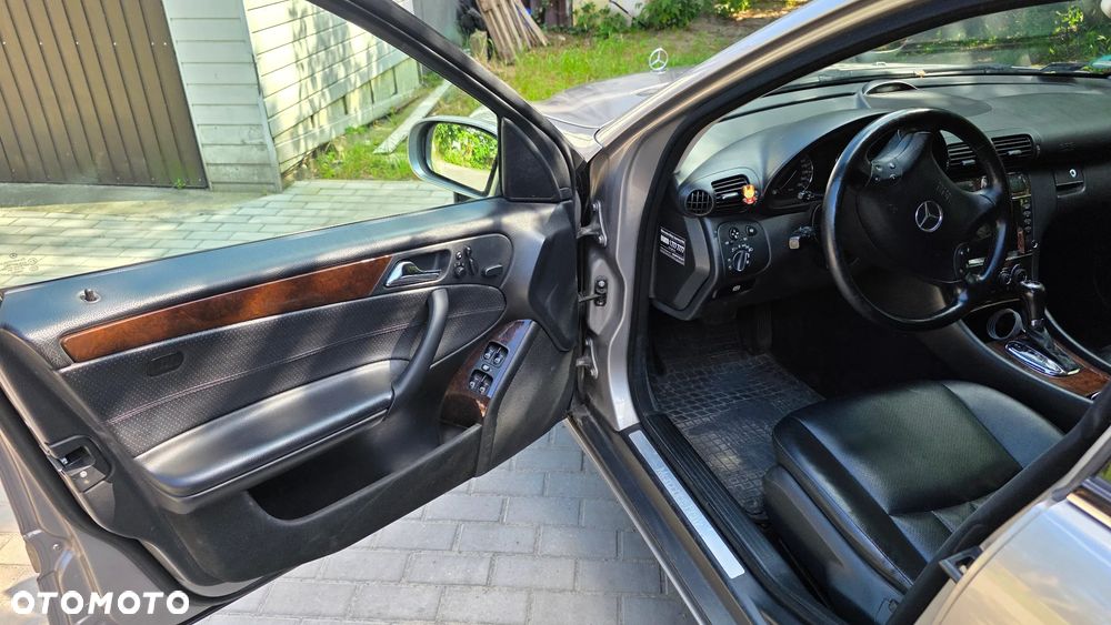 Mercedes-Benz Klasa C 320 CDI 7G-TRONIC Elegance - 12