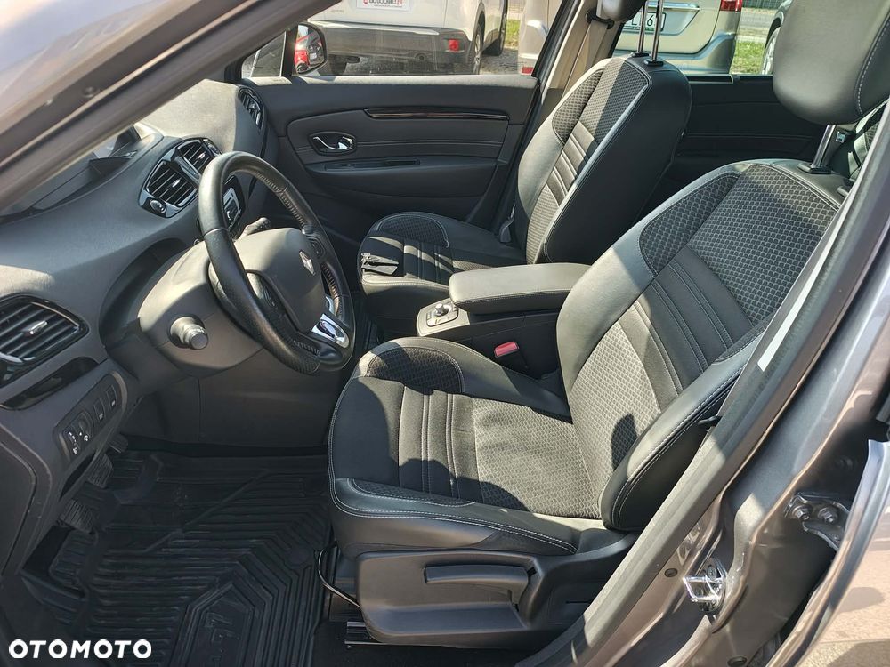 Renault Scenic ENERGY dCi 130 BOSE EDITION - 12