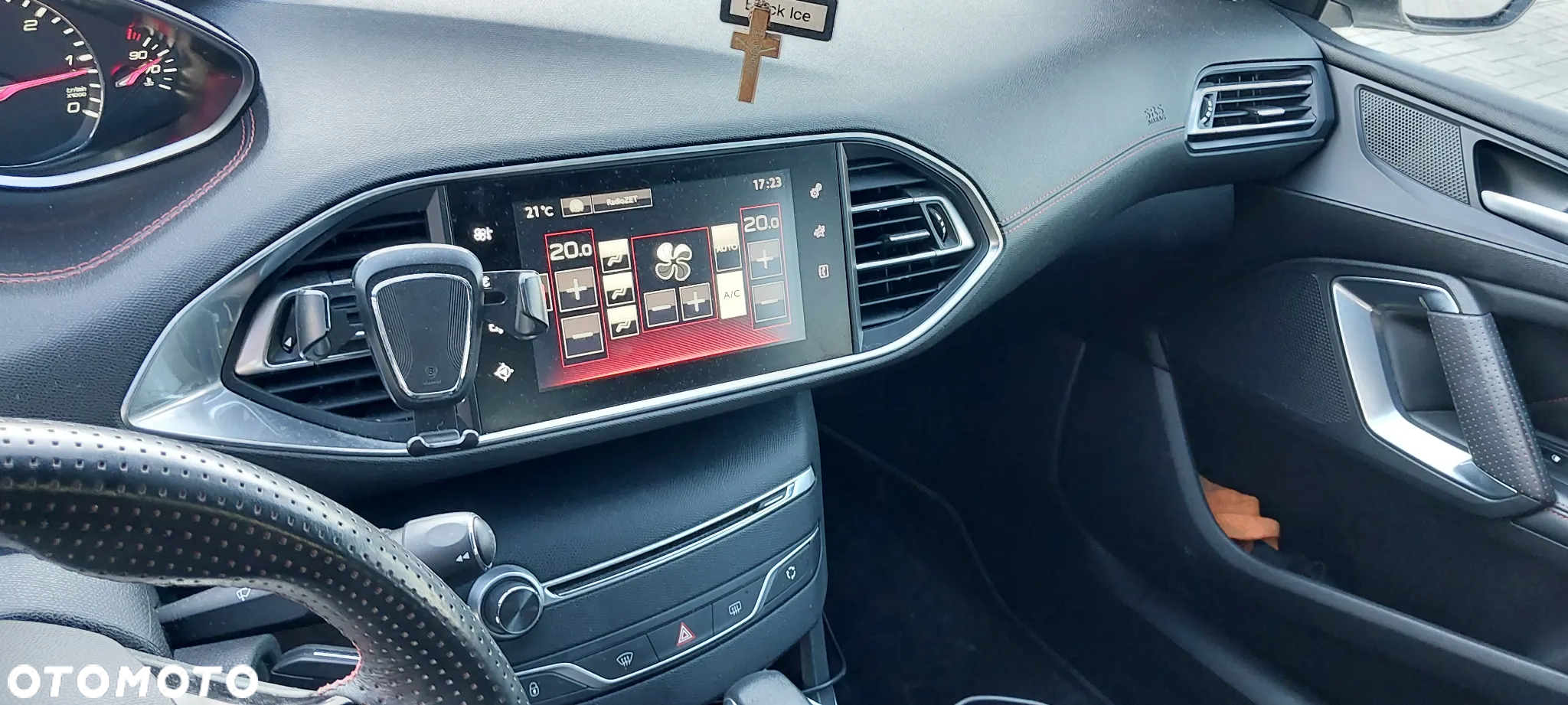 Peugeot 308 - 5