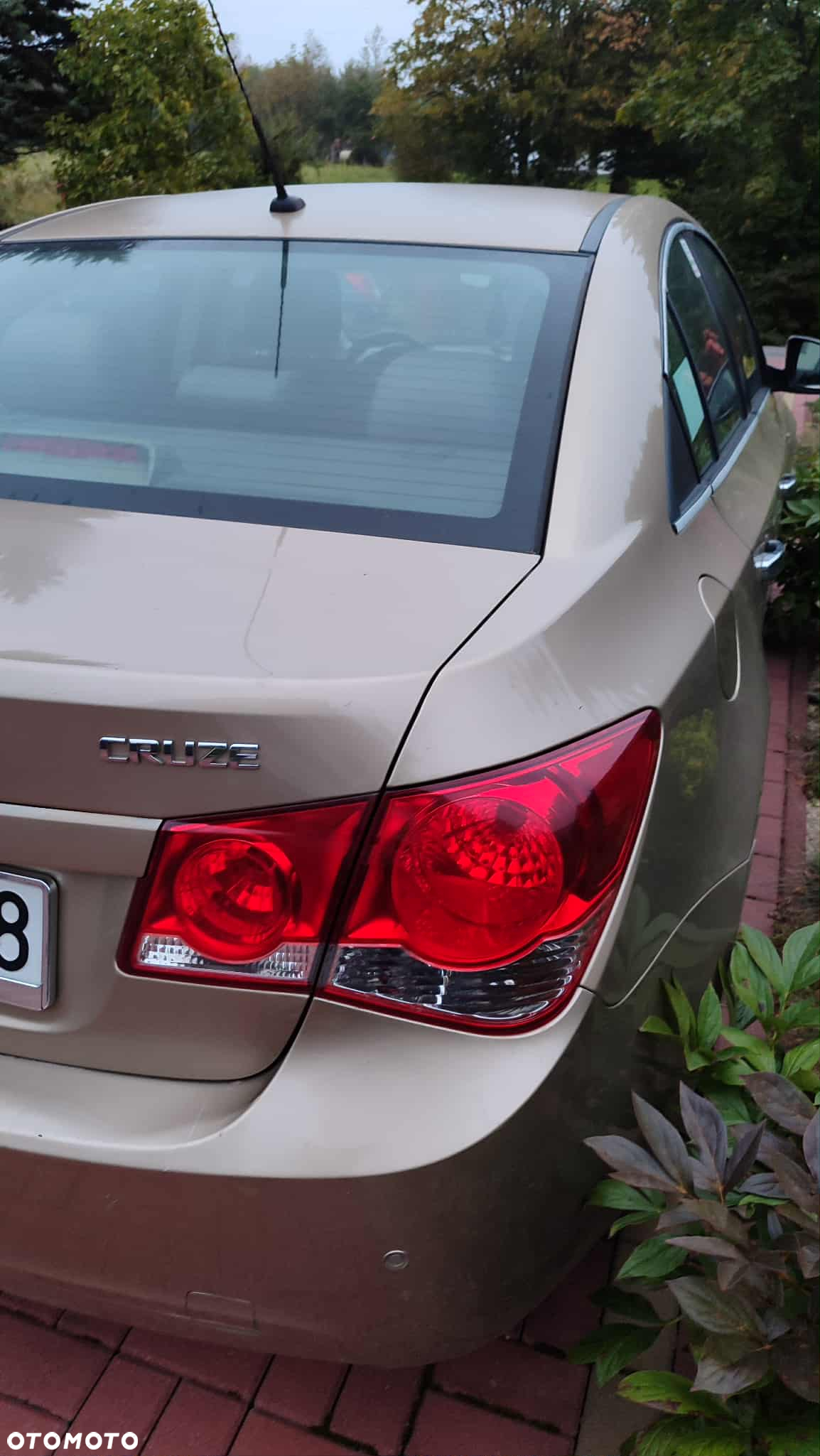 Chevrolet Cruze 1.6 Base - 9