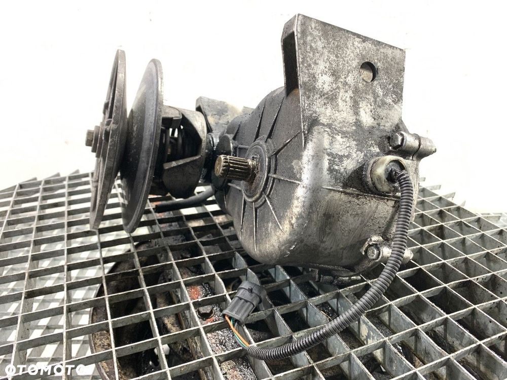 SKRZYNIA BIEGÓW  LIGIER XTOO (LXT) 2005 - 2012 0.5 4 kW [5 KM] olej napędowy 2005 - 2012 E68052 - 4