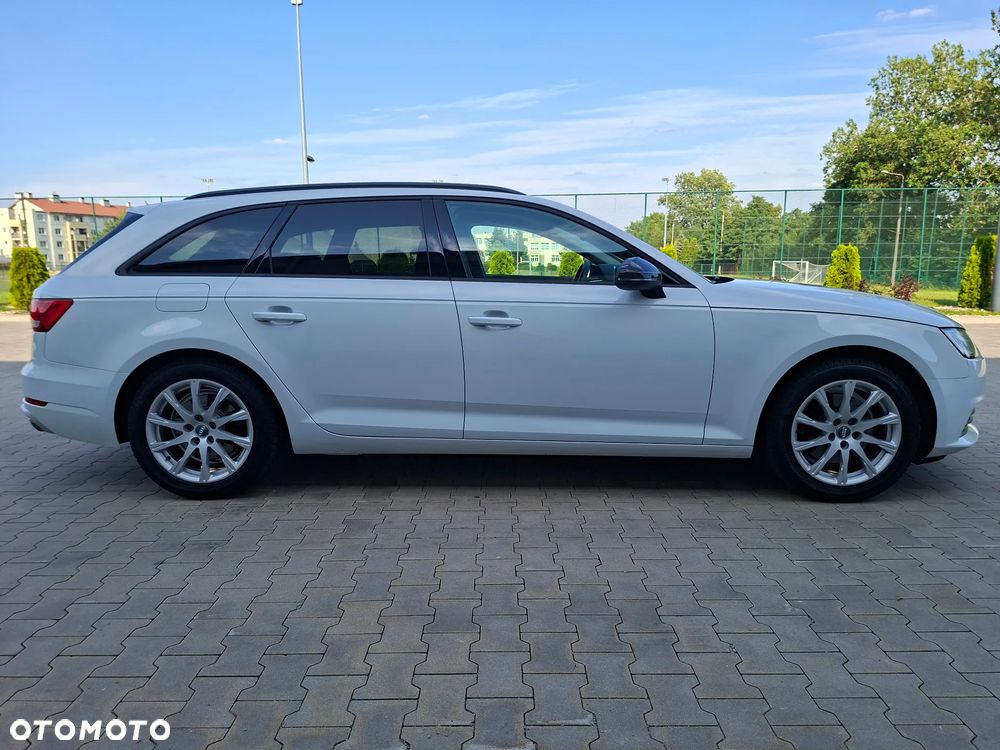 Audi A4 Avant - 4