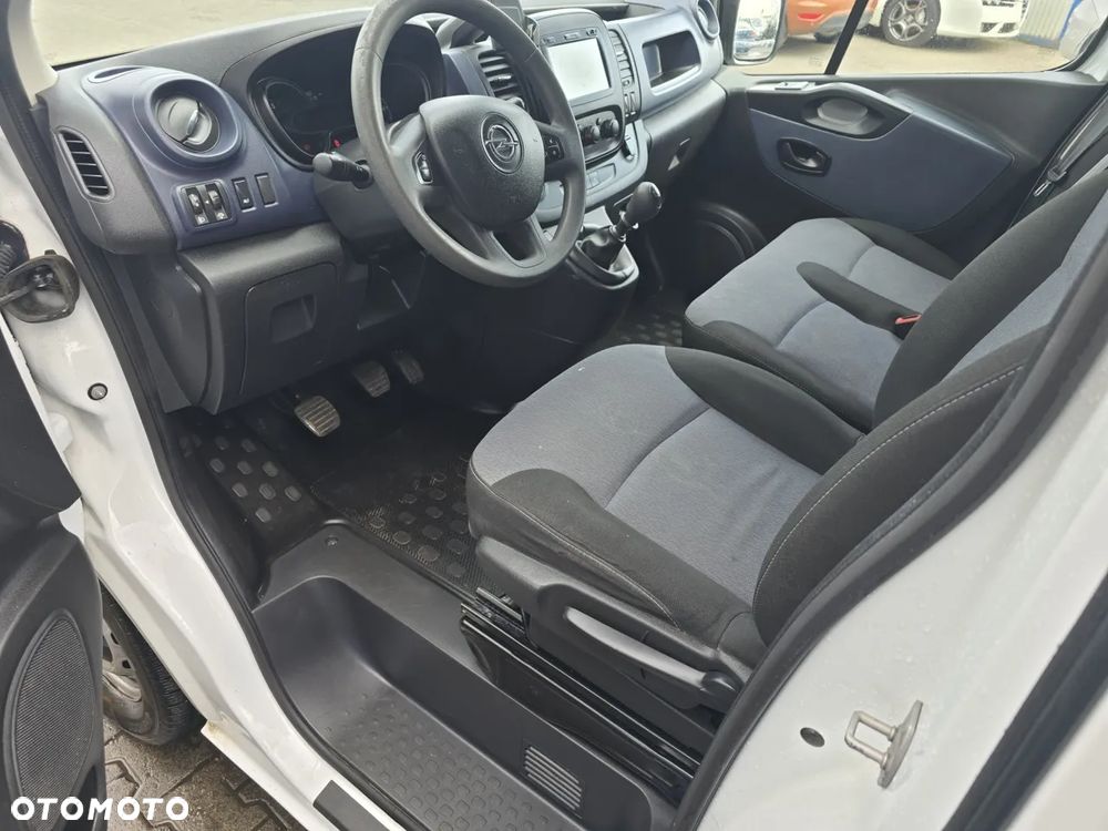 Opel Vivaro L2H1 2,9t Edition - 23