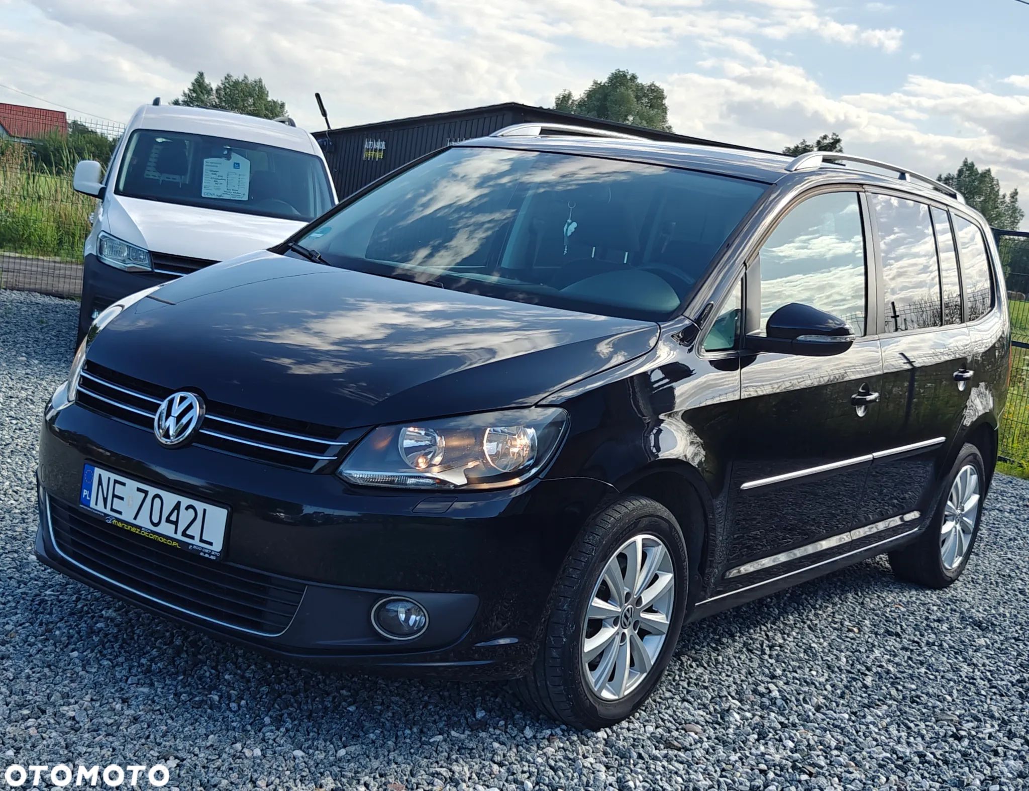 Volkswagen Touran 1.6 TDI DPF Highline - 1