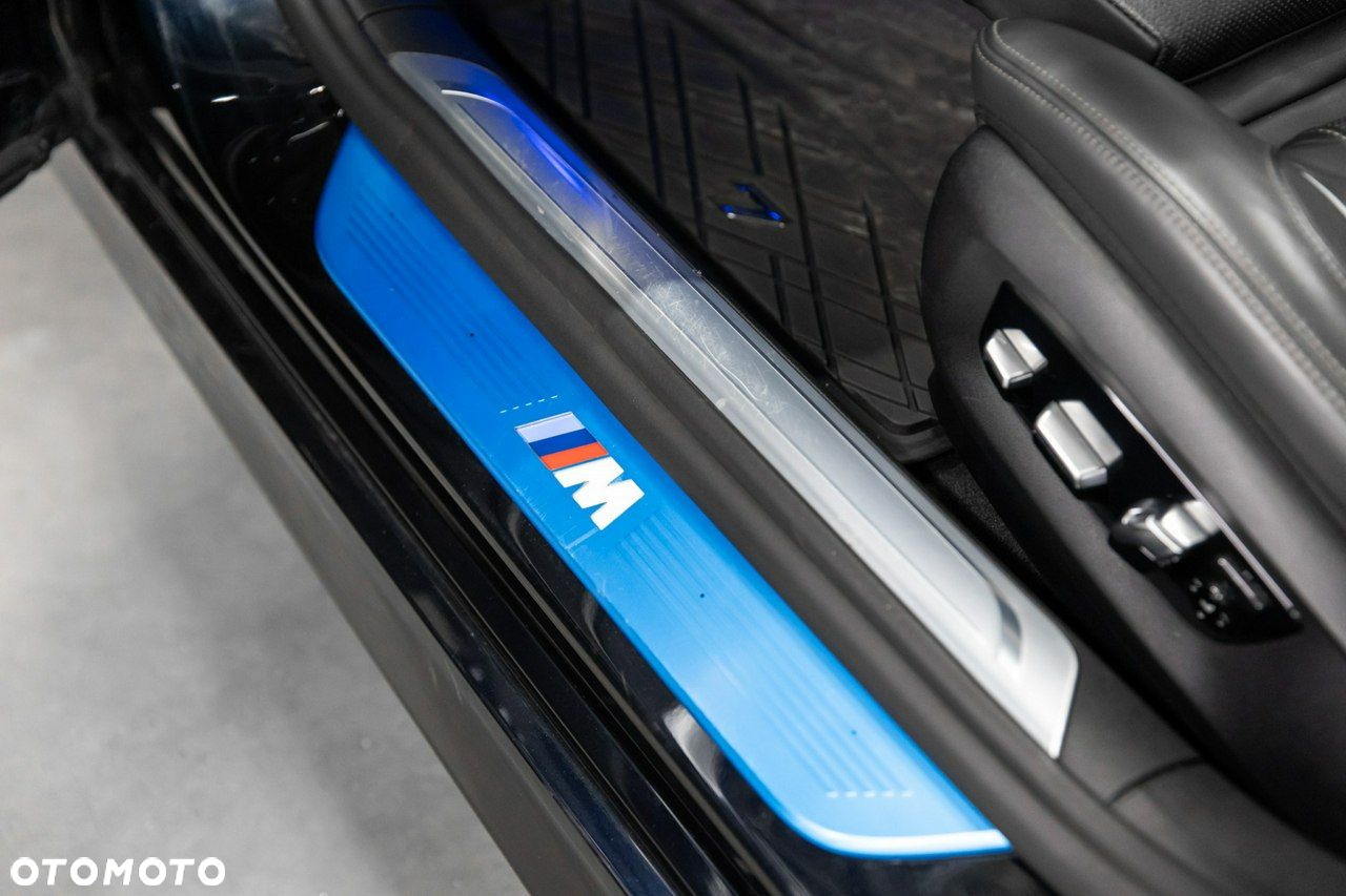 BMW Seria 7 - 30