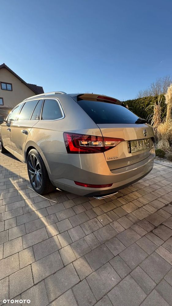 Skoda Superb 2.0 TSI 4x4 L&K DSG - 8