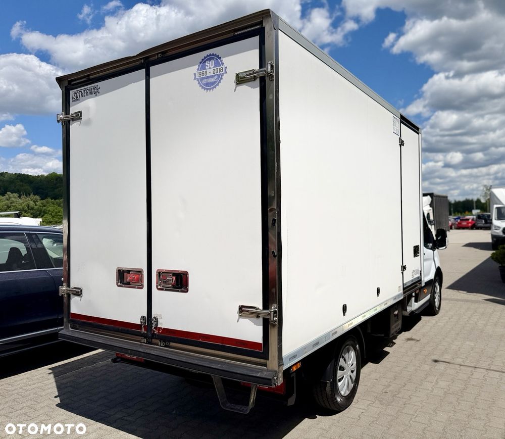 Ford Transit Trend - 5