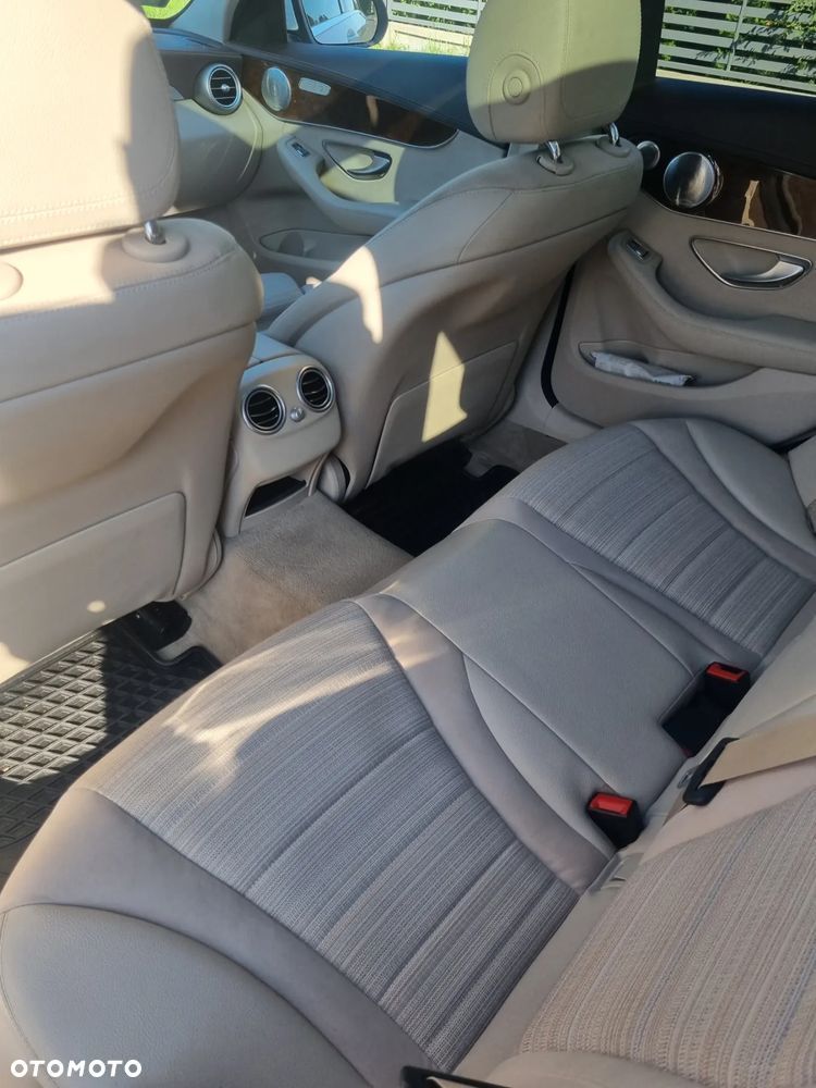 Mercedes-Benz Klasa C 200 4-Matic 7G-TRONIC - 9