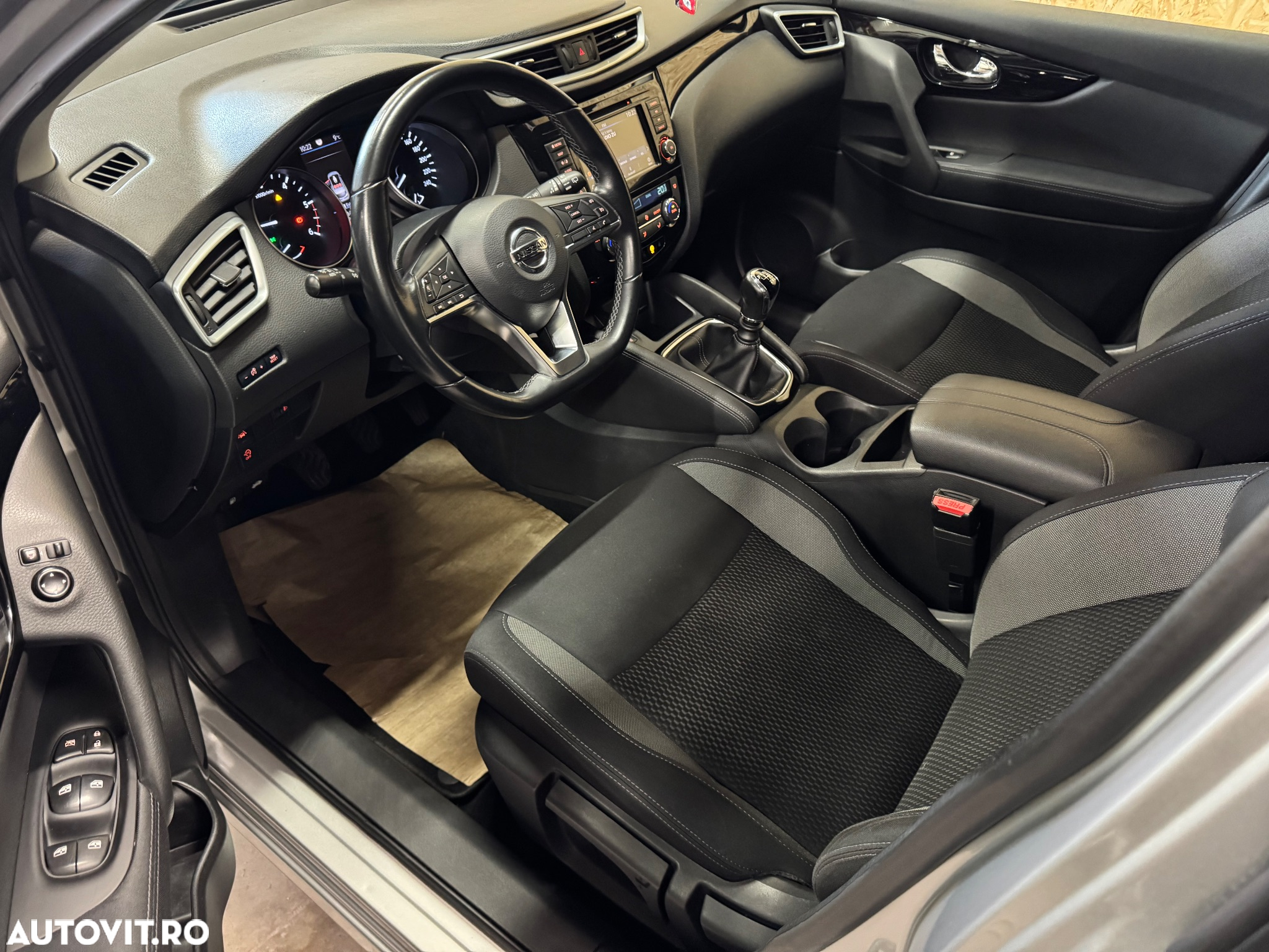 Nissan Qashqai 1.5 DCI N-CONNECTA - 5