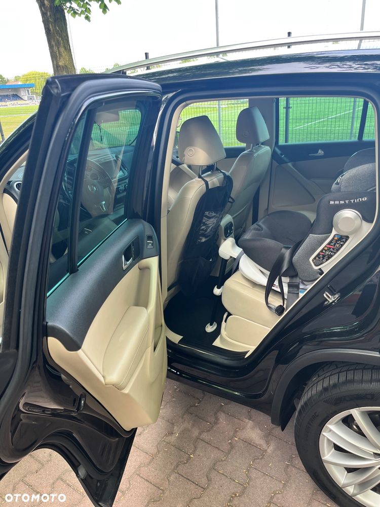 Volkswagen Tiguan - 9