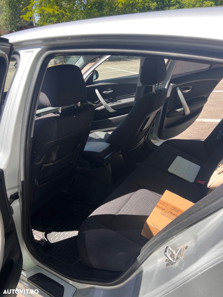 BMW Seria 1 118d - 13