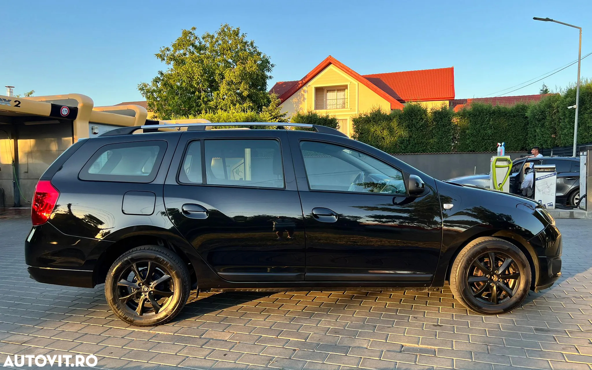 Dacia Logan 0.9 90CP Laureate - 5