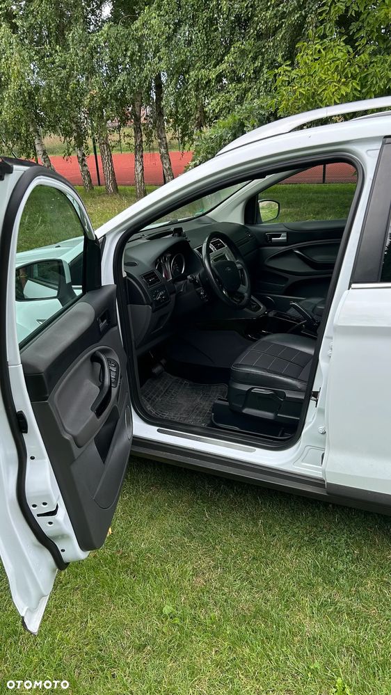 Ford Kuga - 2