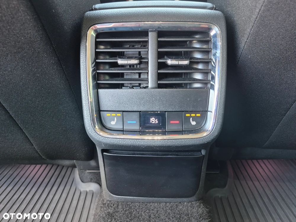 Skoda Octavia 2.0 TDI Style DSG - 11