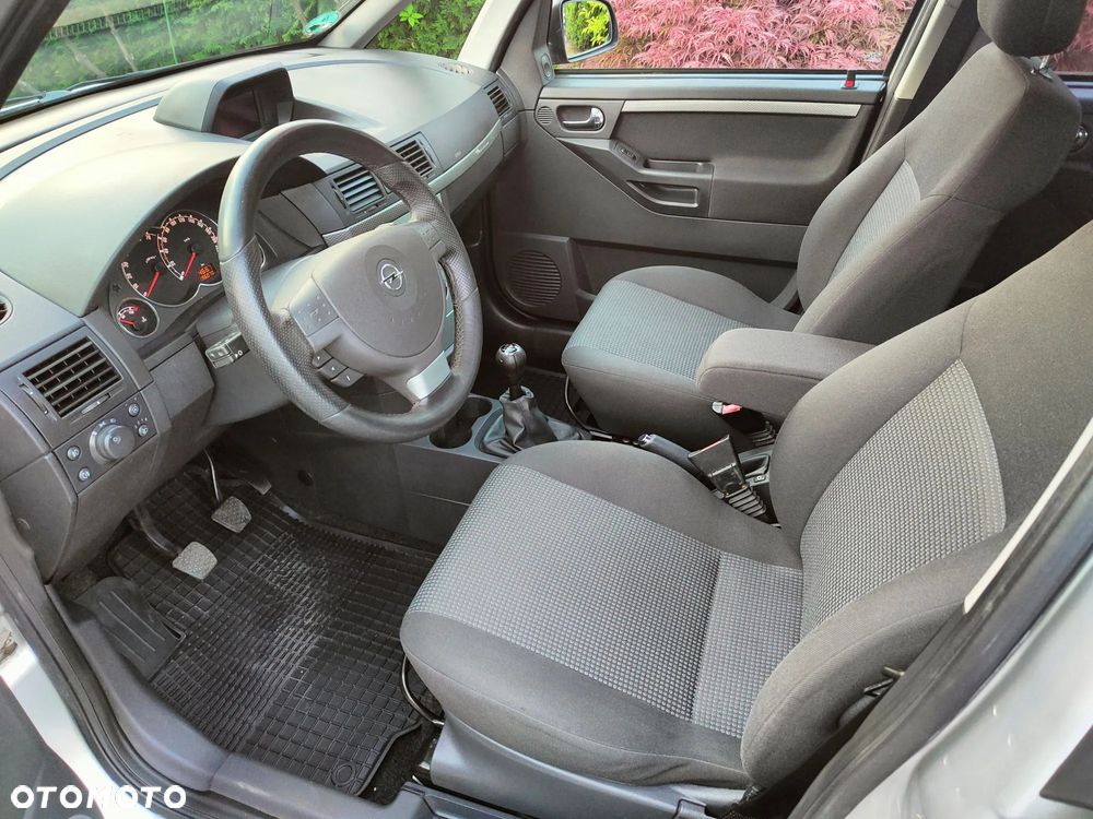 Opel Meriva 1.6 16V - 9