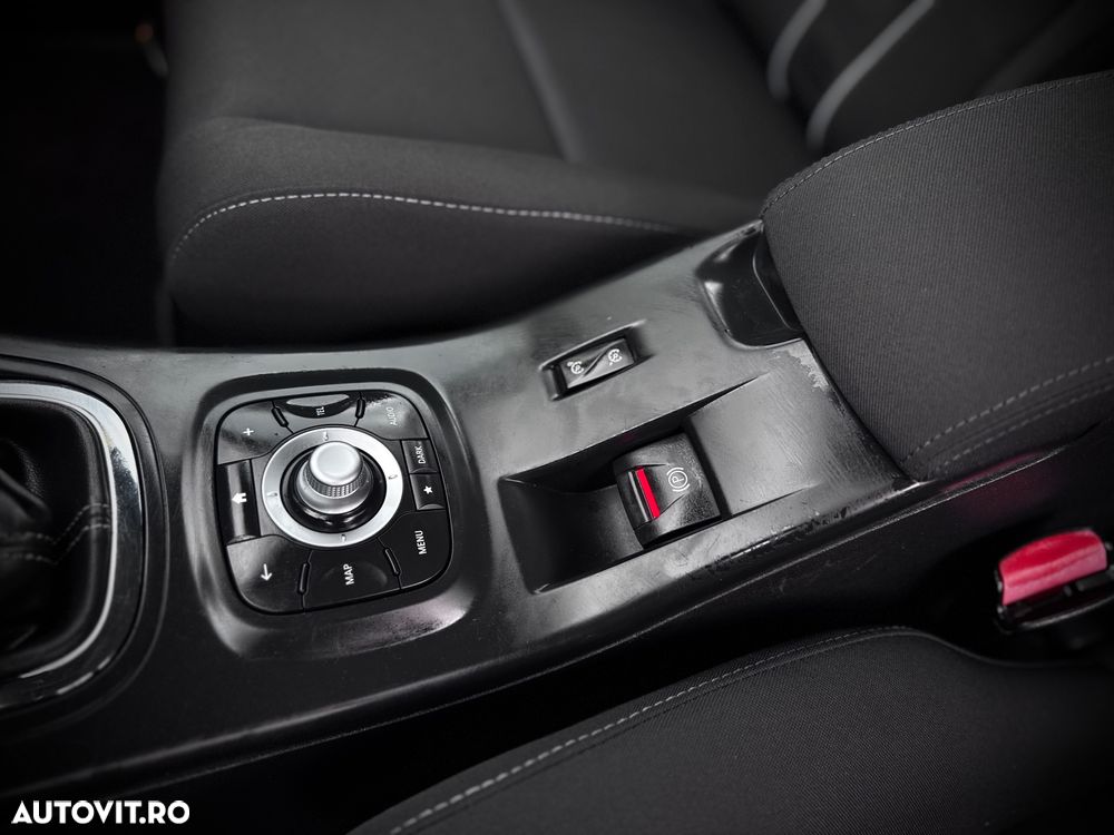 Renault Megane ENERGY dCi 110 Start & Stopp LIMITED - 19