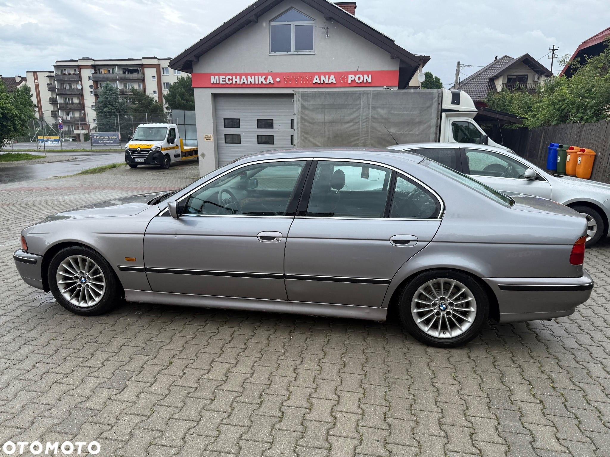 BMW Seria 5 523i - 3