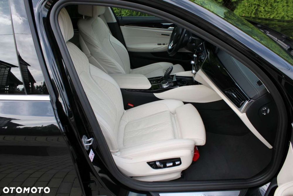 BMW Seria 5 520d xDrive MHEV Luxury Line - 14