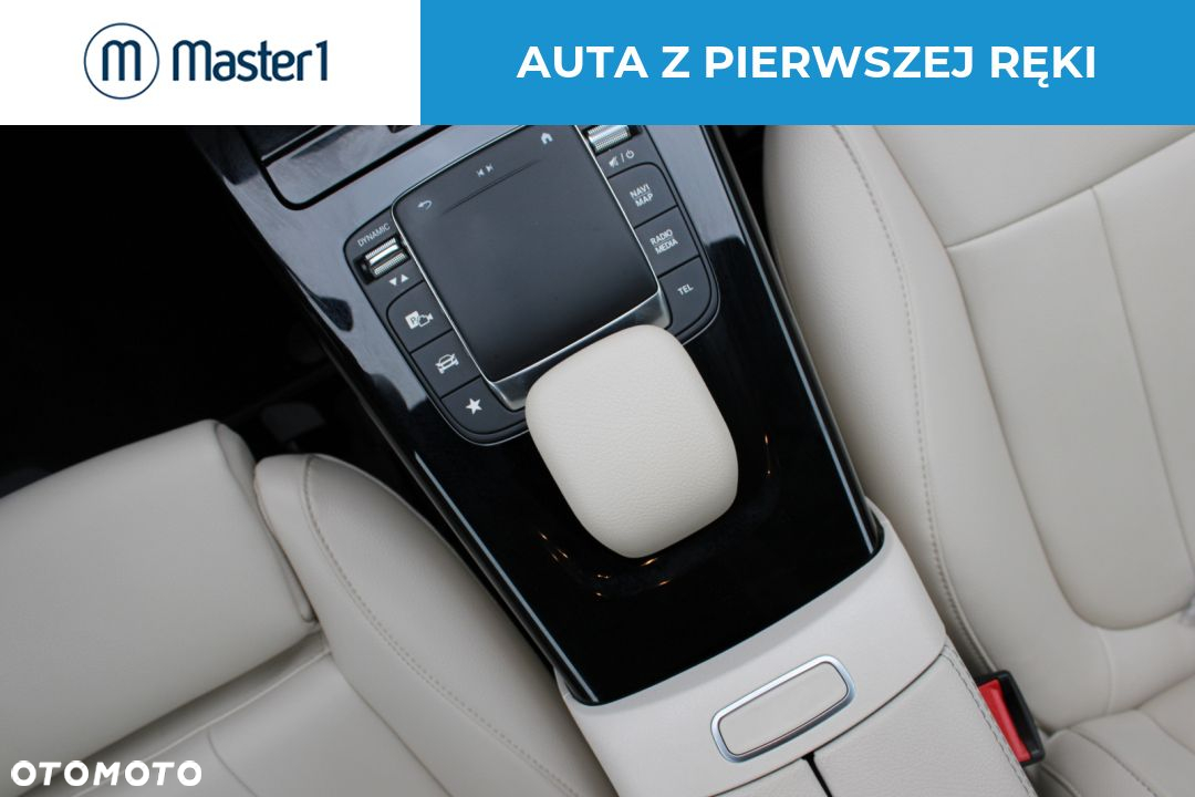 Mercedes-Benz CLA 200 Progressive 7G-DCT - 16