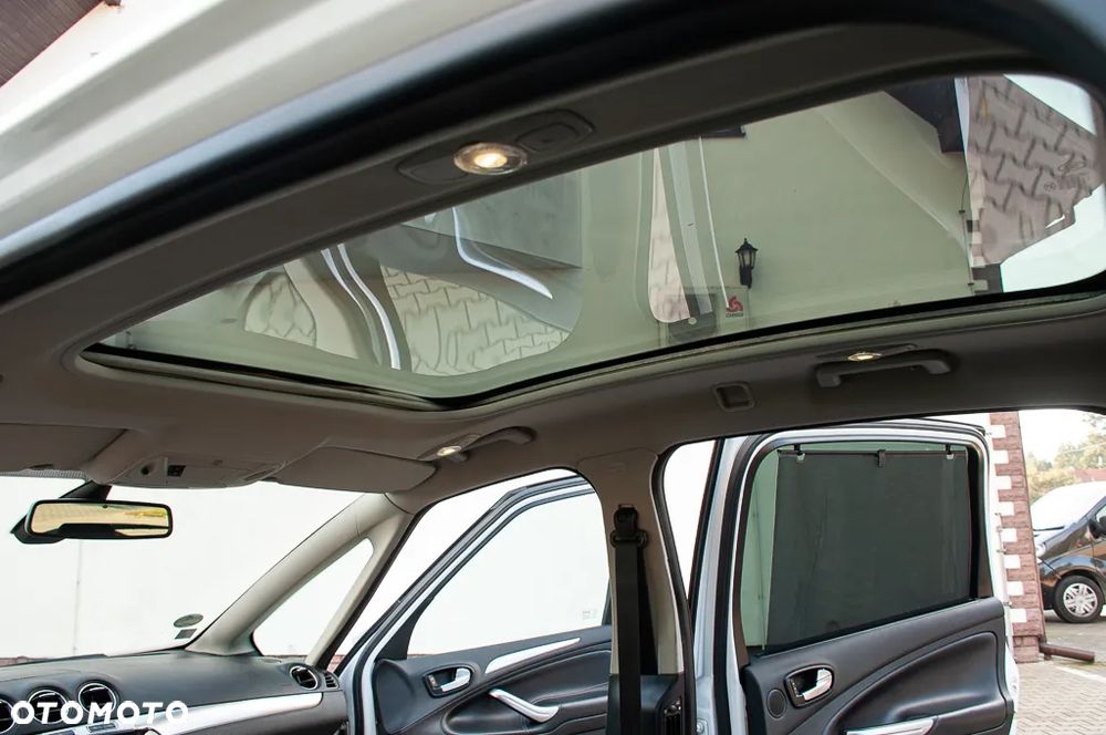 Ford S-Max 2.0 TDCi DPF Titanium - 12