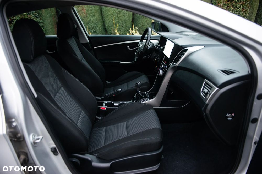 Hyundai i30 1.4 Style - 36