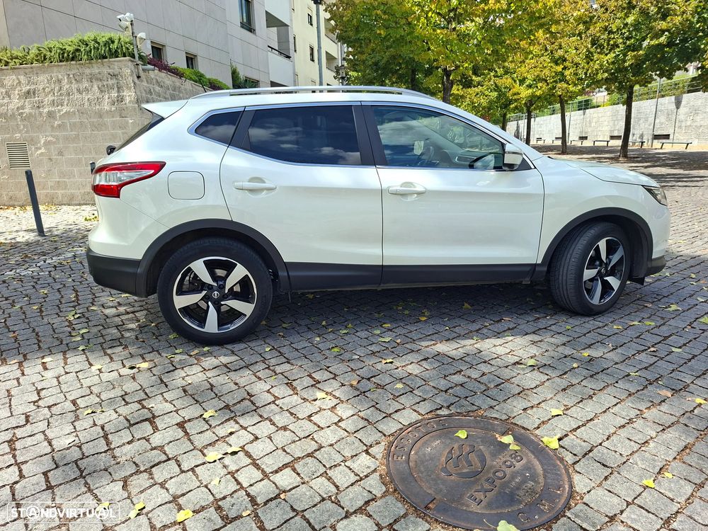 Nissan Qashqai 1.5 dCi N-Connecta 18 RS+PS - 6