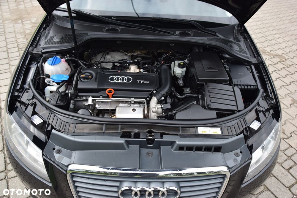 Audi A3 Sportback 1.4 TFSI Ambiente - 24
