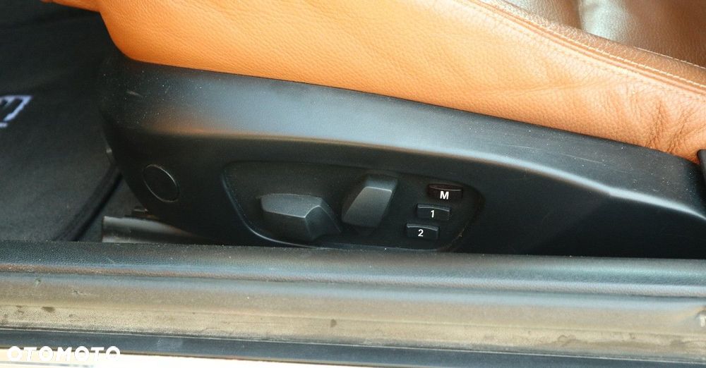 BMW Seria 3 320i Cabrio - 19
