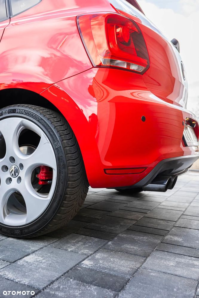 Volkswagen Polo - 10