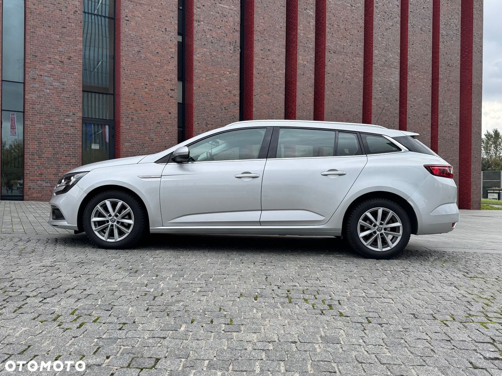 Renault Megane 1.5 Blue dCi Intens - 9