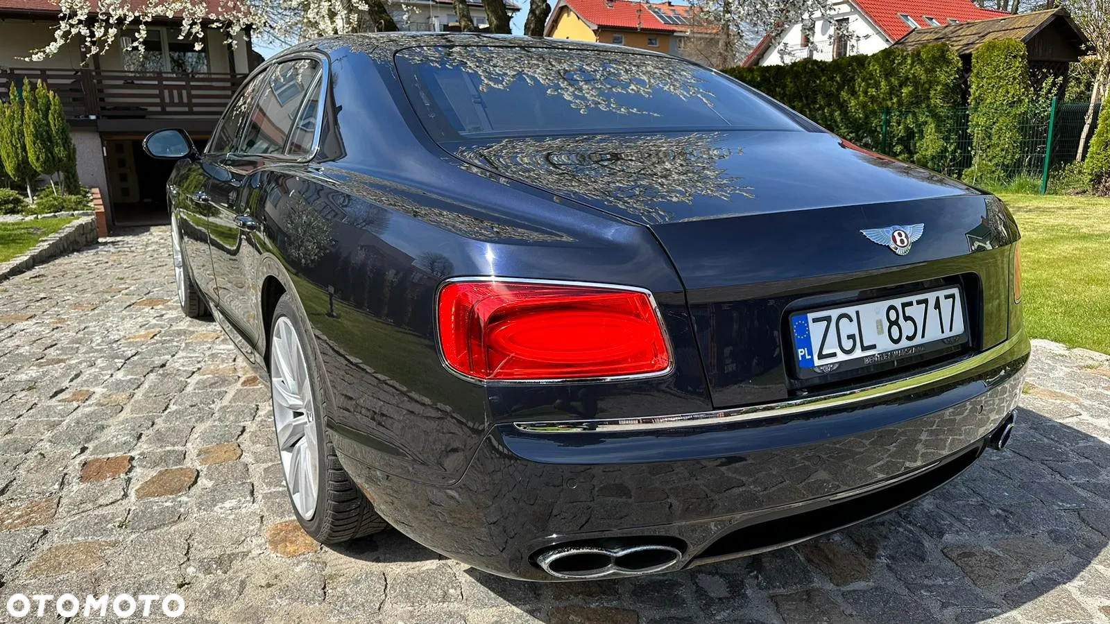 Bentley Flying Spur V8 - 5