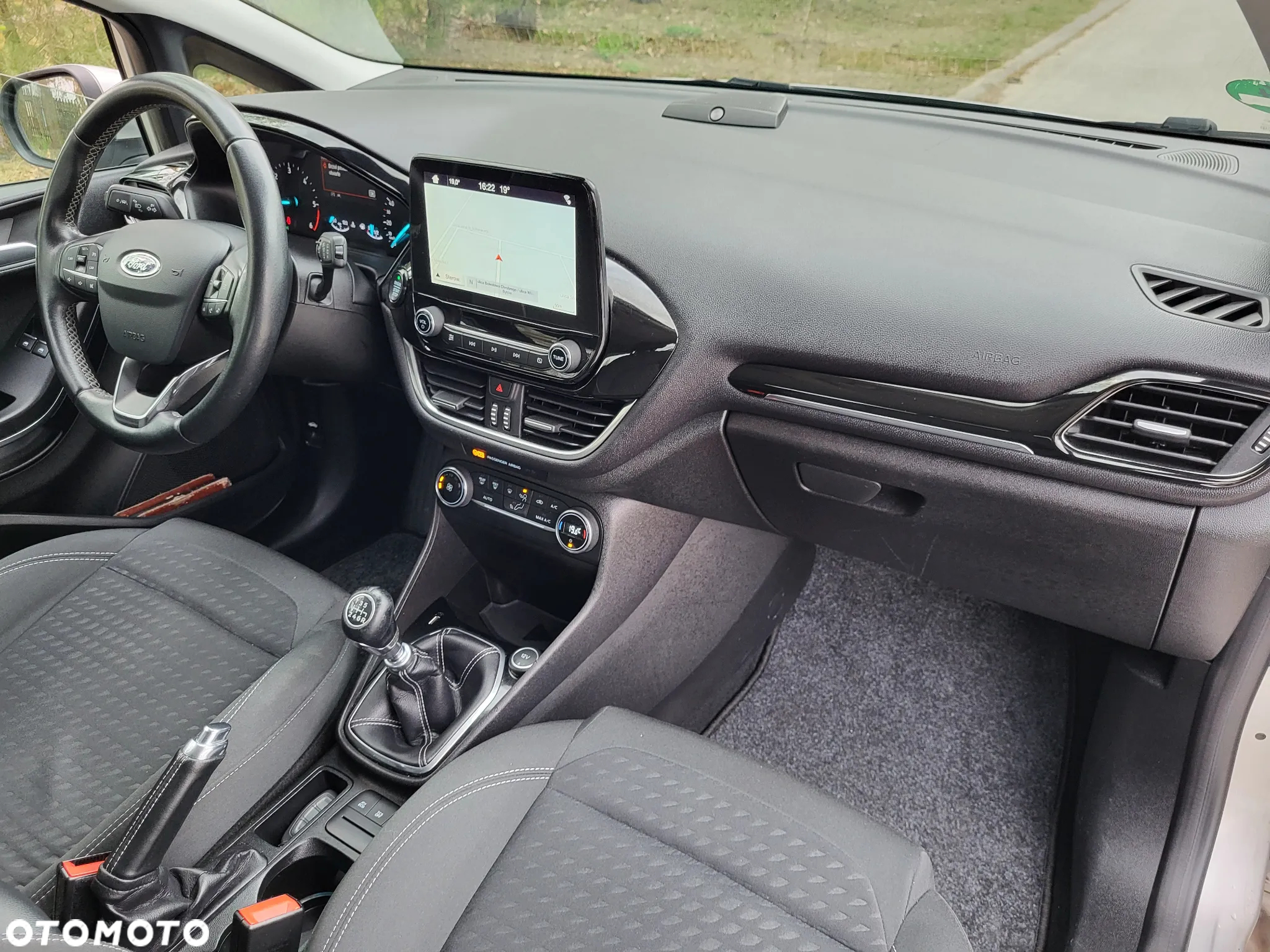 Ford Fiesta 1.5 TDCi S&S TITANIUM - 26