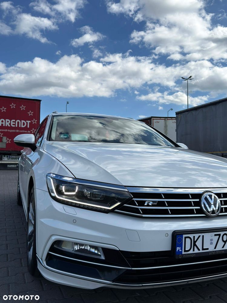 Volkswagen Passat 2.0 TDI SCR (BlueMotion Tech) 4Motion D Highline - 1