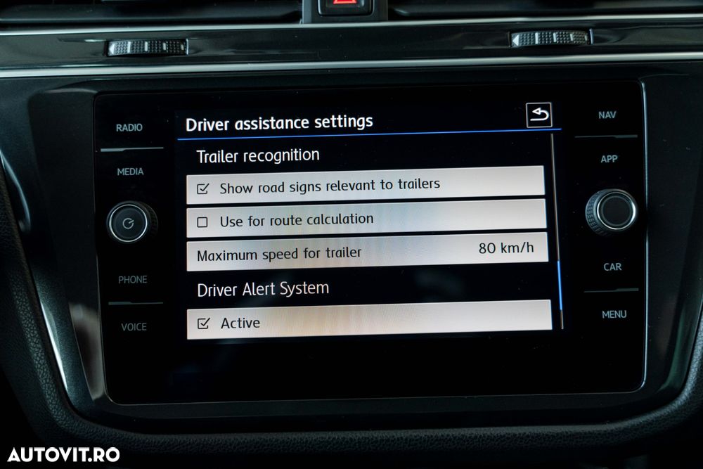 Volkswagen Tiguan 2.0 TDI SCR 4MOTION (BlueMotion Techn.) DSG Highline - 34