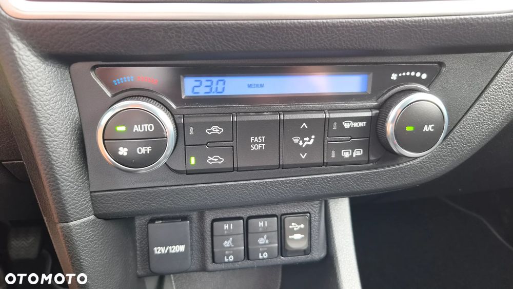 Toyota Auris 1.6 Valvematic Edition - 12