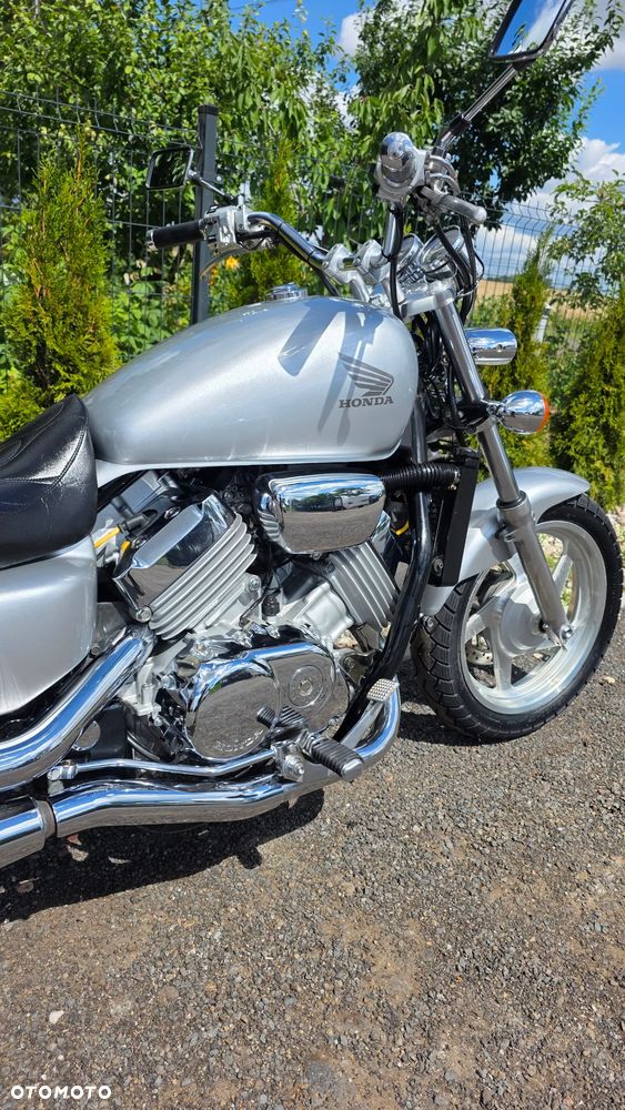 Honda VF - 4