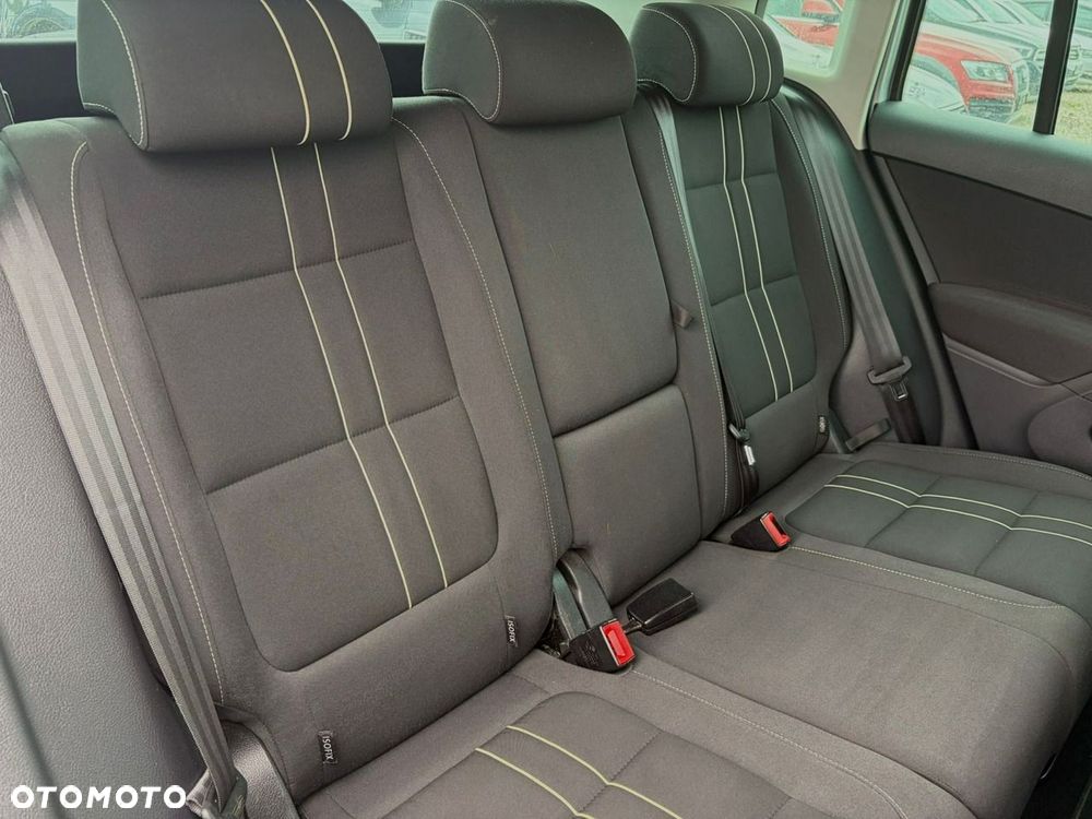 Volkswagen Tiguan - 16