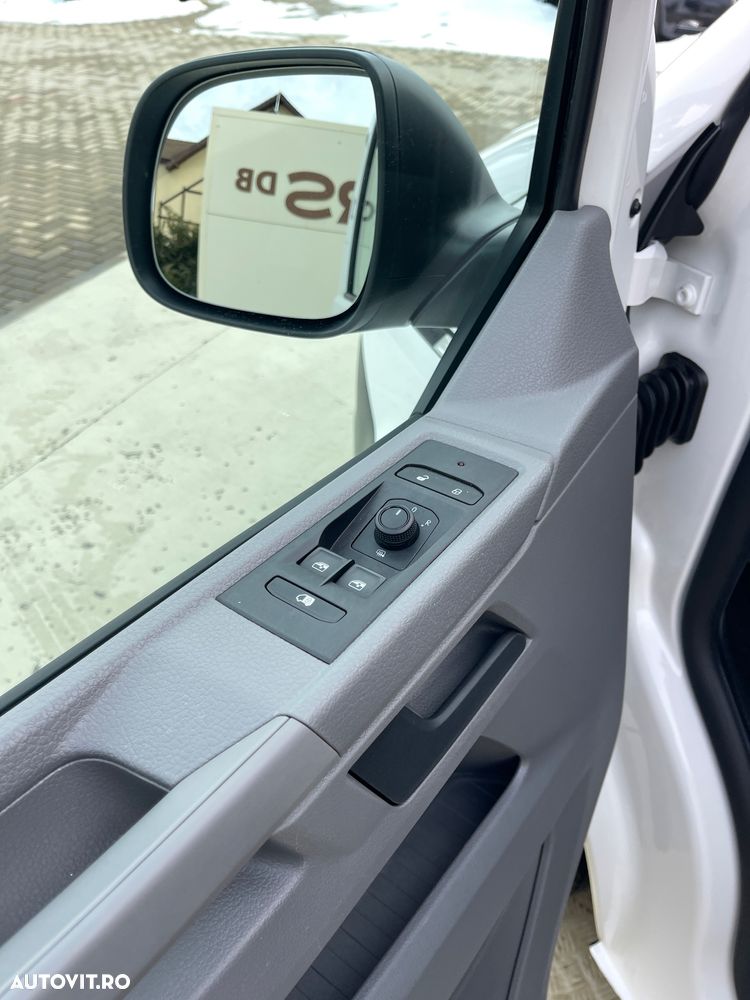 Volkswagen Transporter 2.0TDI  LUNG  2CULISANTE - 30