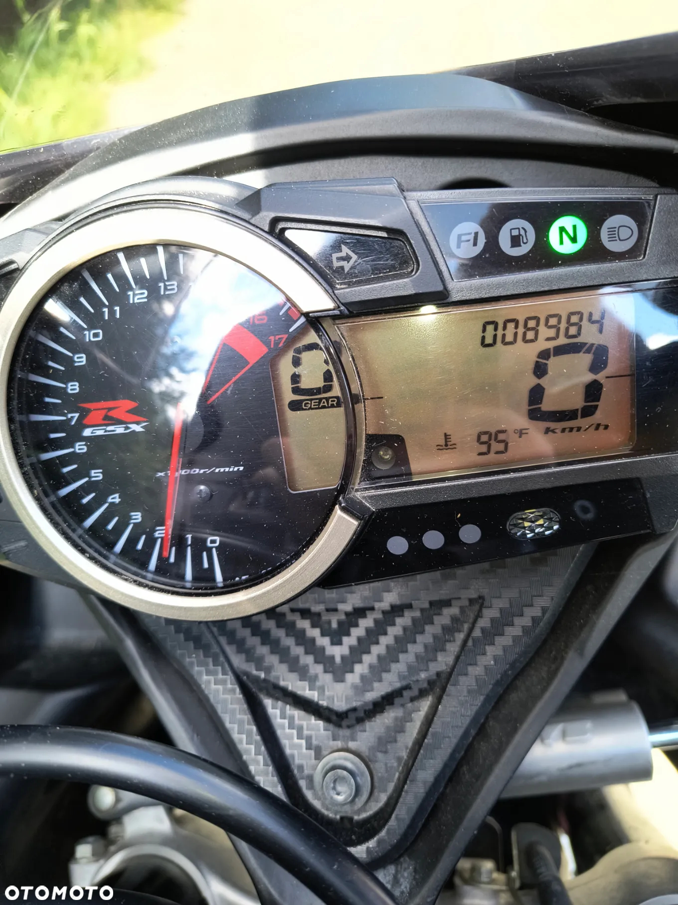 Suzuki GSX-R - 19