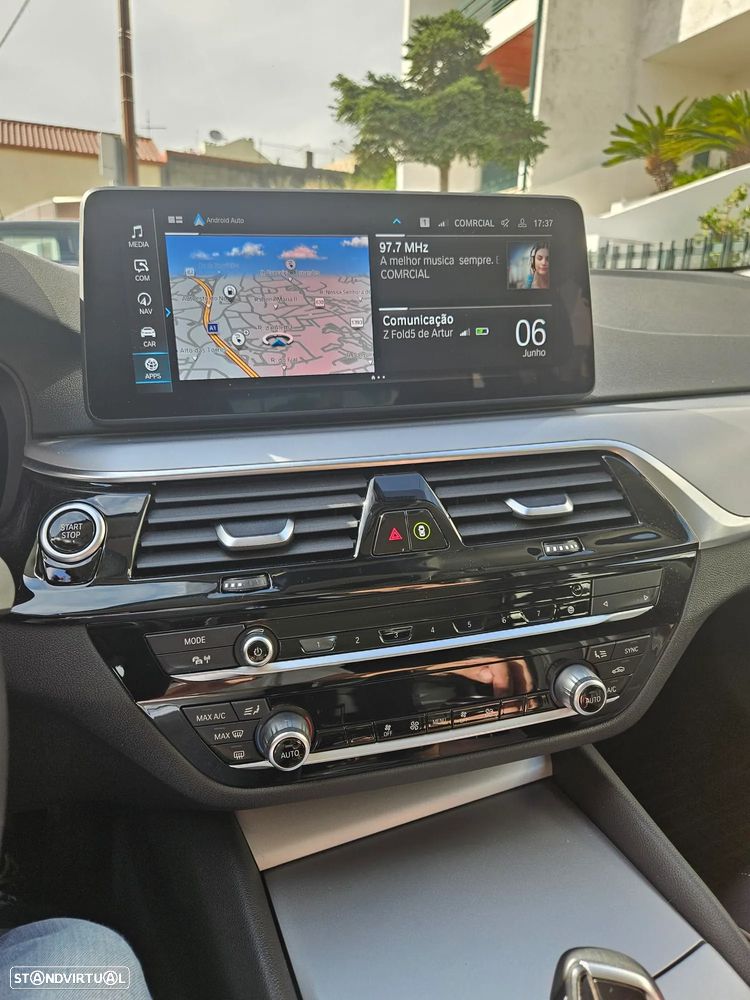 BMW 520 e Line Luxury - 35