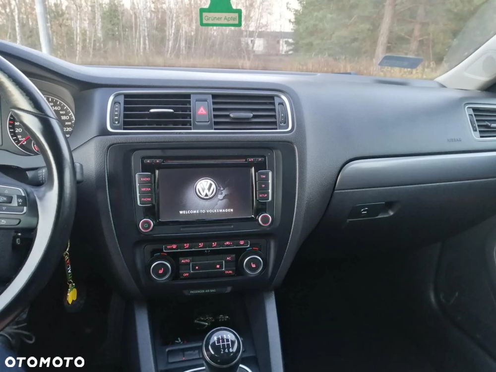 Volkswagen Jetta 1.4 TSI Highline - 8