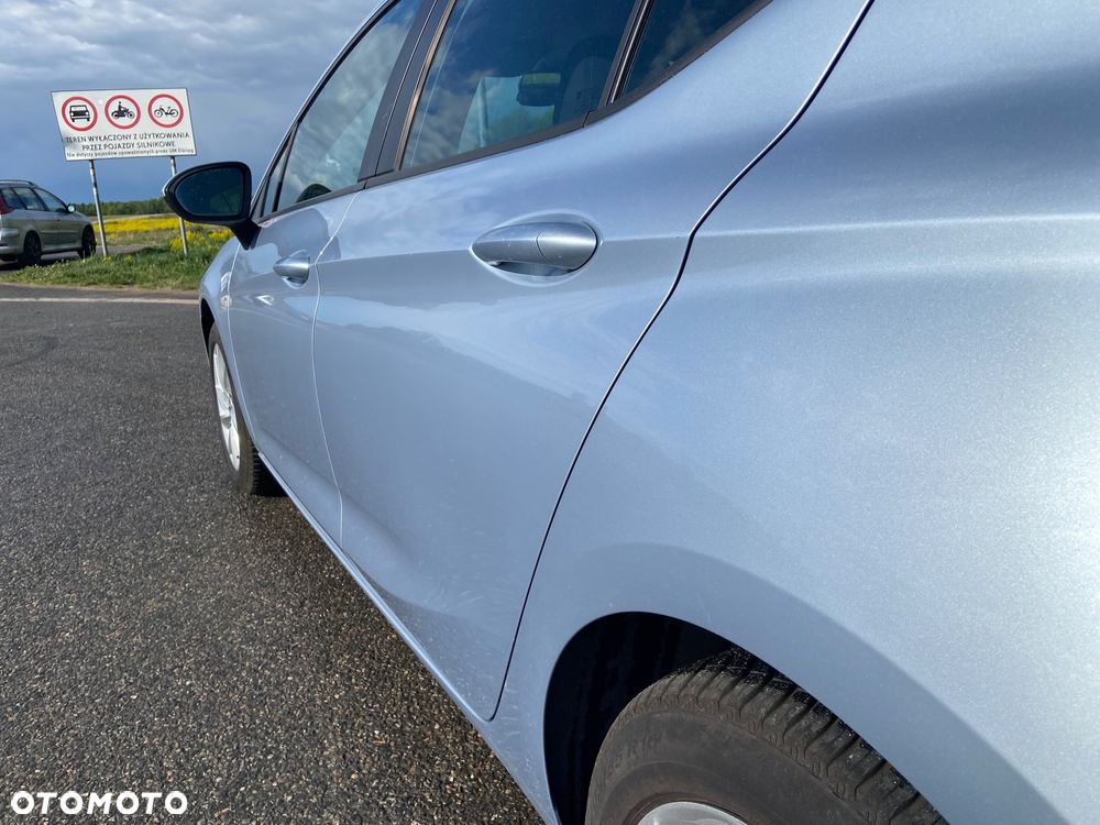 Opel Astra 1.2 T Ultimate S&S - 11