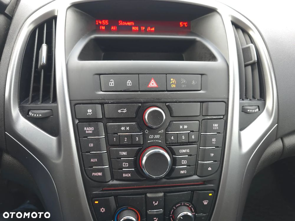 Opel Astra 1.6 Active EU6 - 27