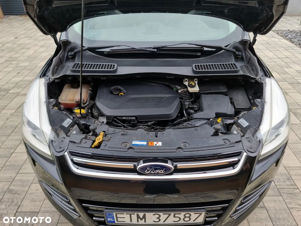 Ford Kuga 1.6 EcoBoost 4WD Titanium - 20