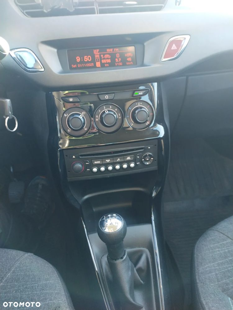 Citroën C3 1.2 PureTech Selection - 6