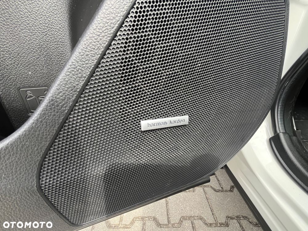 Subaru Forester 2.0XT Platinum Lineartronic EU6 - 26
