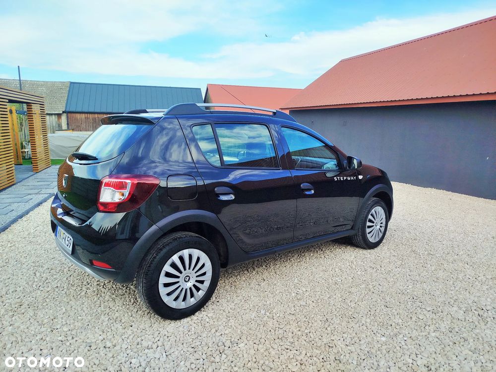 Dacia Sandero TCe 90 S&S Laureate - 24